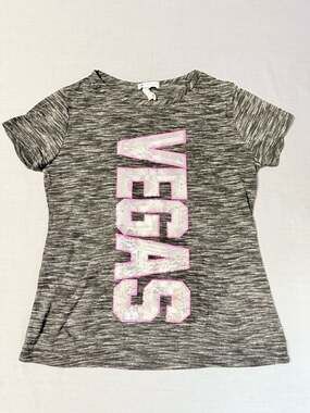 MGM Resorts Women's Gray 'Sequined VEGAS' Graphic Tee with Pink Accent Sz medium